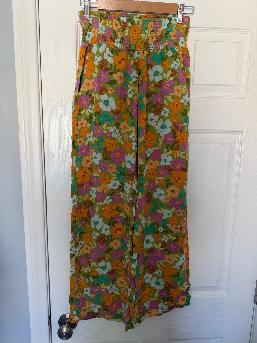 BIllibong Wide-Leg Floral Smocked Waist Pants in Olive Multi